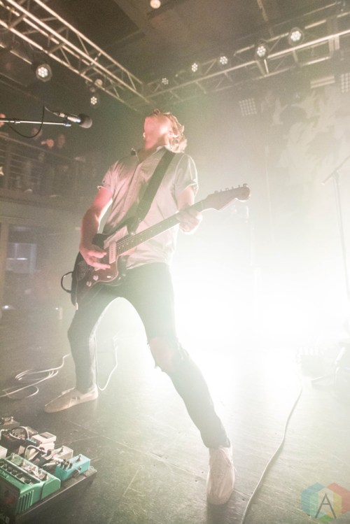 SEATTLE, WA - DECEMBER 7: Metz performs at Neumos in Seattle on December 7, 2017. (Photo: Daniel Hager/Aesthetic Magazine)