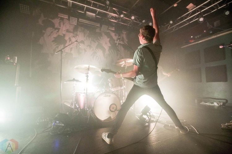 SEATTLE, WA - DECEMBER 7: Metz performs at Neumos in Seattle on December 7, 2017. (Photo: Daniel Hager/Aesthetic Magazine)