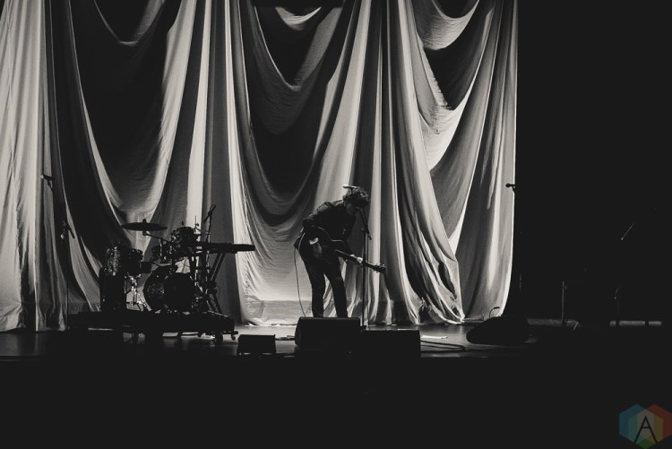 TORONTO, ON - DECEMBER 9: Ron Sexsmith performs at Massey Hall in Toronto on December 9, 2017. (Photo: David Scala/Aesthetic Magazine)