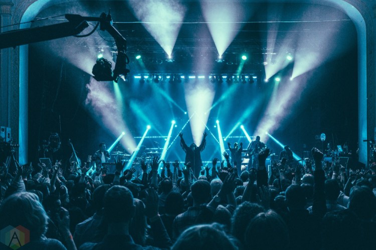 TORONTO, ON - DECEMBER 21: Serena Ryder performs at Danforth Music Hall in Toronto on December 21, 2017. (Photo: Nicole De Khors/Aesthetic Magazine)