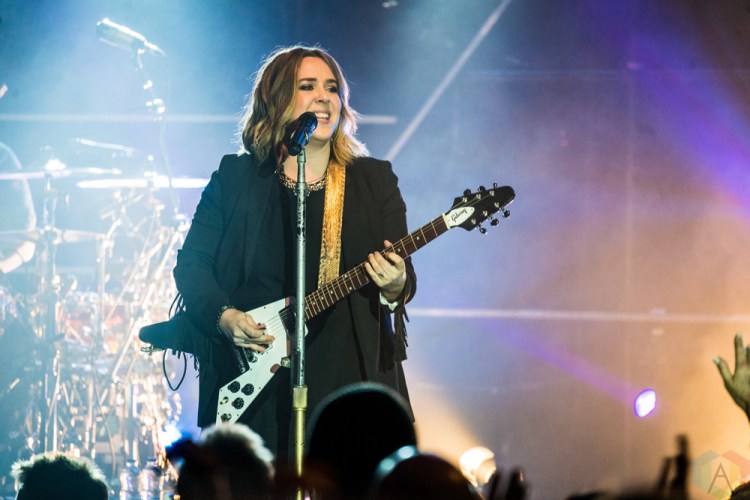 TORONTO, ON - DECEMBER 21: Serena Ryder performs at Danforth Music Hall in Toronto on December 21, 2017. (Photo: Nicole De Khors/Aesthetic Magazine)