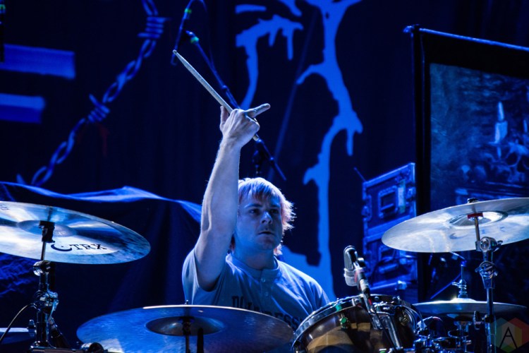 TORONTO, ON - DECEMBER 6: Twitching Tongues performs at The Opera House in Toronto on December 6, 2017. (Photo: Tyler Roberts/Aesthetic Magazine)