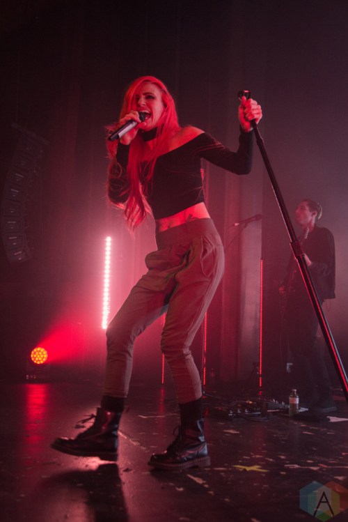 VANCOUVER, BC - JANUARY 30: Lights performs at Vogue Theatre in Vancouver on January 30, 2018. (Photo: Emily Chin/Aesthetic Magazine)