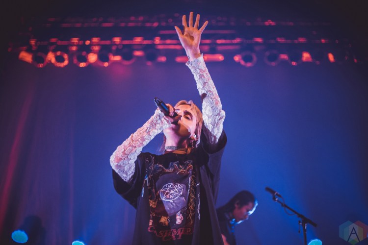 TORONTO, ON - JANUARY 29: MØ performs at Danforth Music Hall in Toronto on January 29, 2018. (Photo: Sarah McNeil/Aesthetic Magazine)