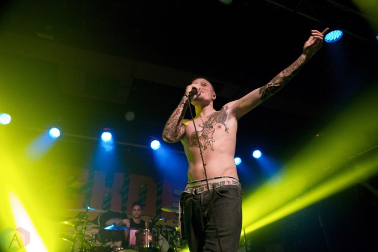 TAMPA, FL - JANUARY 27: Neck Deep performs at The Orpheum in Tampa, Florida on January 27, 2018. (Photo: Jordan Miller/Aesthetic Magazine)