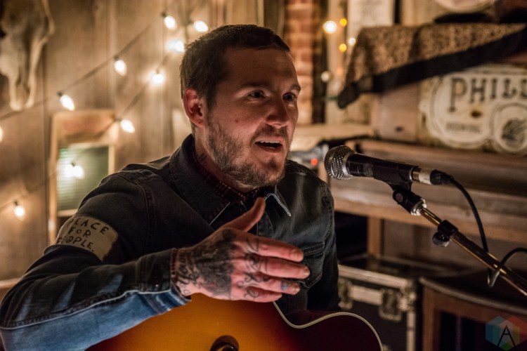TORONTO, ON - FEBRUARY 07: Brian Fallon performs at Dakota Tavern in Toronto on February 07, 2018. (Photo: Tyler Roberts/Aesthetic Magazine)