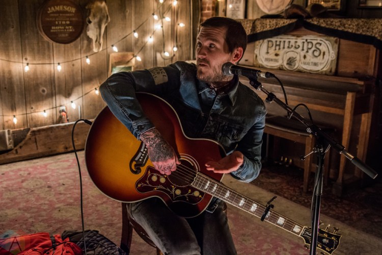 TORONTO, ON - FEBRUARY 07: Brian Fallon performs at Dakota Tavern in Toronto on February 07, 2018. (Photo: Tyler Roberts/Aesthetic Magazine)