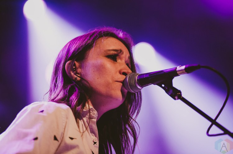 VANCOUVER, BC - FEBRUARY 21: Cara Bateman performs at Commodore Ballroom in Vancouver on February 21, 2018. (Photo: Tim Nguyen/Aesthetic Magazine)