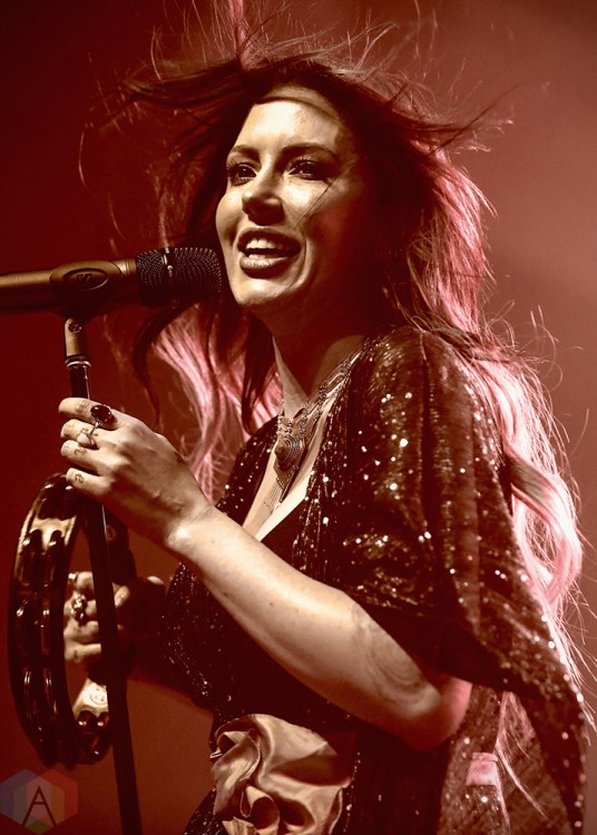 LOS ANGELES, CA - FEBRUARY 16: Dorothy performs at Fonda Theatre in Los Angeles, California on February 16, 2018. (Photo: Melanie Escombe-Wolhuter/Aesthetic Magazine)