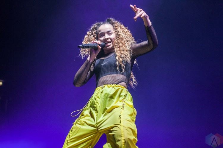 MANCHESTER, UK - FEBRUARY 03: Ella Eyre performs at Manchester Arena in Manchester, UK on February 03, 2018. (Photo: Priti Shikotra/Aesthetic Magazine)