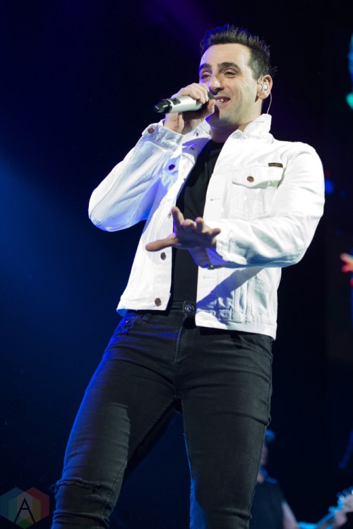 CALGARY, AB - FEBRUARY 12: Hedley performs at Stampede Corral in Calgary on February 12, 2018. (Photo: Adriana Malinowska/Aesthetic Magazine)