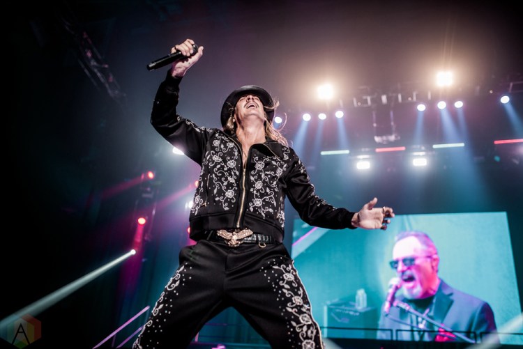 TORONTO, ON - FEBRUARY 16: Kid Rock performs at Air Canada Centre in Toronto on February 16, 2018. (Photo: Joanna Glezakos/Aesthetic Magazine)
