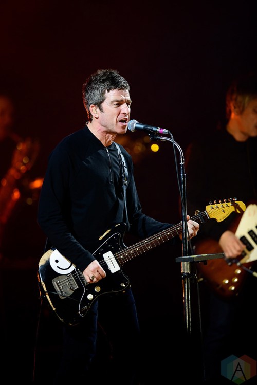 TORONTO, ON - FEBRUARY 20: Noel Gallagher performs at Sony Centre in Toronto on February 20, 2018. (Photo: Julian Avram/Aesthetic Magazine)