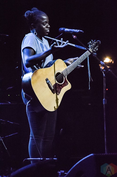 TORONTO, ON - FEBRUARY 11: Sunny War performs at Queen Elizabeth Theatre in Toronto on February 11, 2018. (Photo: Justin Roth/Aesthetic Magazine)