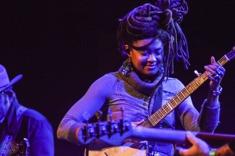 TORONTO, ON - FEBRUARY 11: Valerie June performs at Queen Elizabeth Theatre in Toronto on February 11, 2018. (Photo: Justin Roth/Aesthetic Magazine)