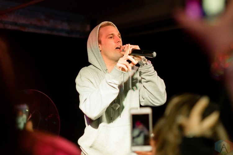 PONTIAC, MI - MARCH 10: Aaron Carter performs at The Crofoot Ballroom in Pontiac, Michigan on March 10, 2018. (Photo: Jennifer Boris/Aesthetic Magazine)