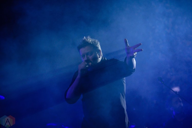LEEDS, UK - MARCH 06: Elbow performs at First Direct Arena in Leeds on March 06, 2018. (Photo: Mark Ellis/Aesthetic Magazine)
