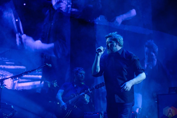 LEEDS, UK - MARCH 06: Elbow performs at First Direct Arena in Leeds on March 06, 2018. (Photo: Mark Ellis/Aesthetic Magazine)