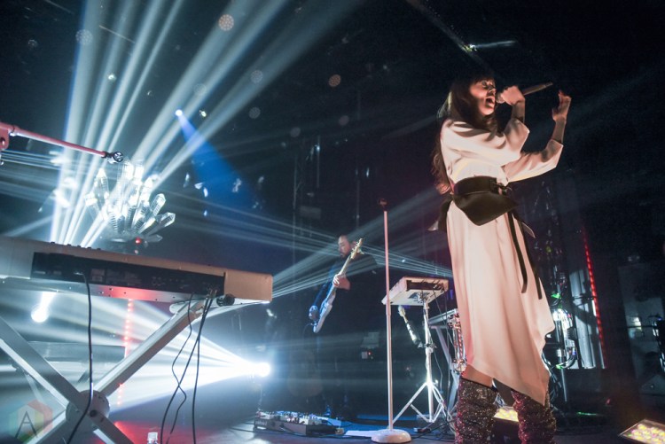 TORONTO, ON - MARCH 13: Ella Vos performs at Mod Club in Toronto on March 13, 2018. (Photo: Jaime Espinoza/Aesthetic Magazine)