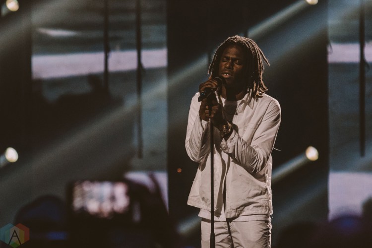 VANCOUVER, BC - MARCH 25: Daniel Caesar performs at the Juno Awards at Rogers Arena in Vancouver on March 25, 2018. (Photo: Tim Nugyen/Aesthetic Magazine)