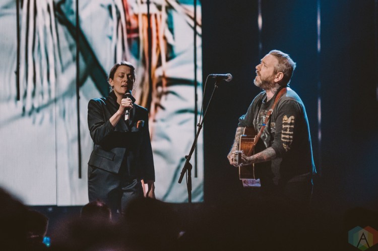 VANCOUVER, BC - MARCH 25: Sarah Harmer (L) and Dallas Green perform at the Juno Awards at Rogers Arena in Vancouver on March 25, 2018. (Photo: Tim Nugyen/Aesthetic Magazine)