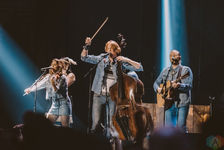 VANCOUVER, BC - MARCH 25: Arcade Fire performs at the Juno Awards at Rogers Arena in Vancouver on March 25, 2018. (Photo: Tim Nugyen/Aesthetic Magazine)