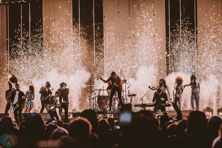 VANCOUVER, BC - MARCH 25: Arkells perform at the Juno Awards at Rogers Arena in Vancouver on March 25, 2018. (Photo: Tim Nugyen/Aesthetic Magazine)