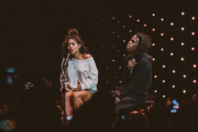 VANCOUVER, BC - MARCH 25: Jessie Reyez (L) and Daniel Caesar perform at the Juno Awards at Rogers Arena in Vancouver on March 25, 2018. (Photo: Tim Nugyen/Aesthetic Magazine)