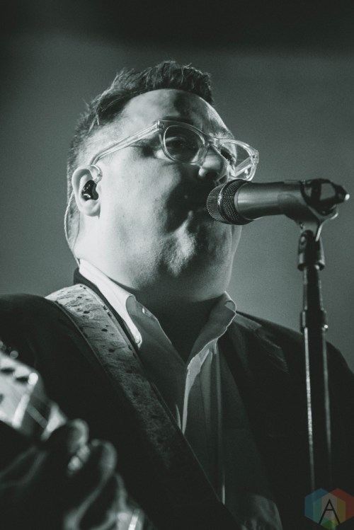 SEATTLE, WA - MARCH 07: They Might Be Giants performs at Neptune Theatre in Seattle on March 07, 2018. (Photo: Daniel Hager/Aesthetic Magazine)