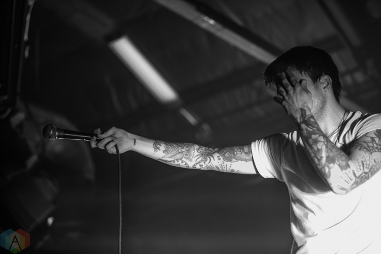 SACRAMENTO, CA - APRIL 06: Circa Survive performs at Ace of Spades in Sacramento, California on April 06, 2018. (Photo: Kyle Simmons/Aesthetic Magazine)