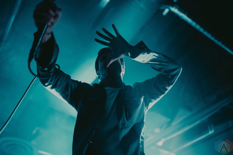 SACRAMENTO, CA - APRIL 06: Circa Survive performs at Ace of Spades in Sacramento, California on April 06, 2018. (Photo: Kyle Simmons/Aesthetic Magazine)