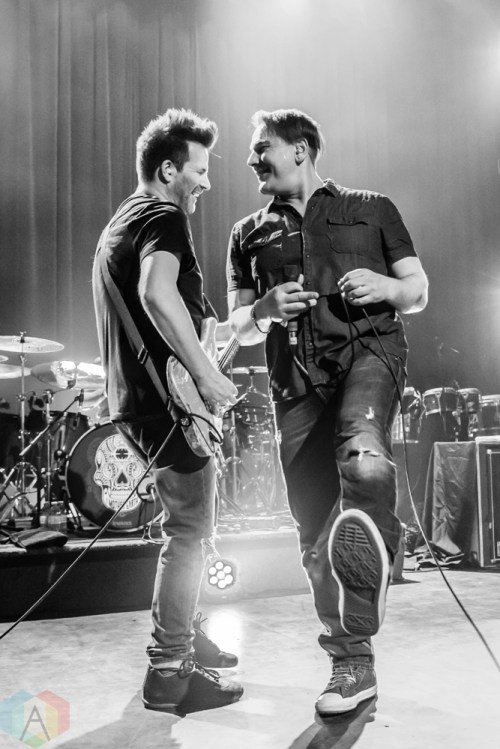 CALGARY, AB - APRIL 27: I Mother Earth performs at Palace Theatre in Calgary on April 27, 2018. (Photo: Adriana Malinowska/Aesthetic Magazine)