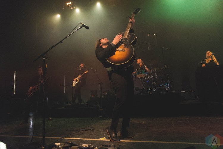 CHICAGO, IL - APRIL 21: Lurd Huron performs at Riviera Theatre in Chicago on April 21, 2018. (Photo: Katie Kuropas/Aesthetic Magazine)