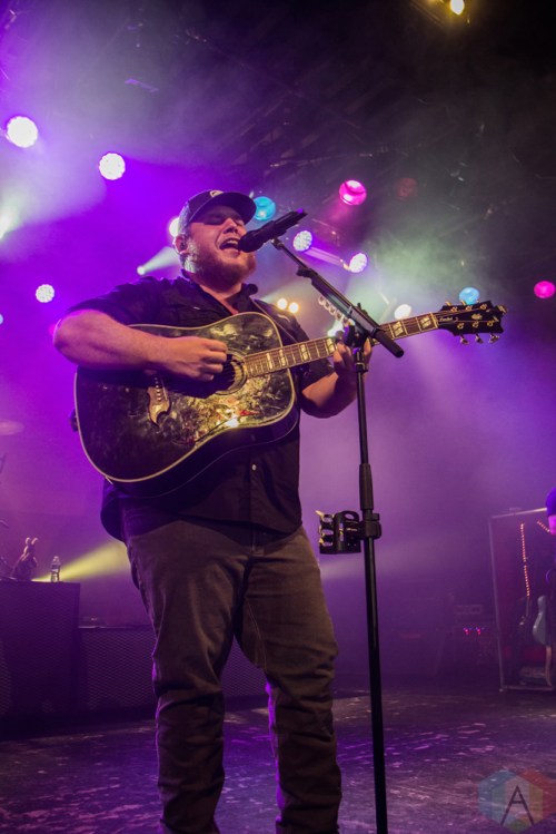 VANCOUVER, BC - APRIL 23: Luke Combs performs at Commodore Ballroom in Vancouver on April 23, 2018. (Photo: Emily Chin/Aesthetic Magazine)
