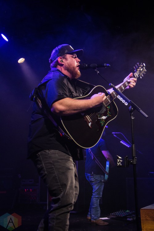 VANCOUVER, BC - APRIL 23: Luke Combs performs at Commodore Ballroom in Vancouver on April 23, 2018. (Photo: Emily Chin/Aesthetic Magazine)