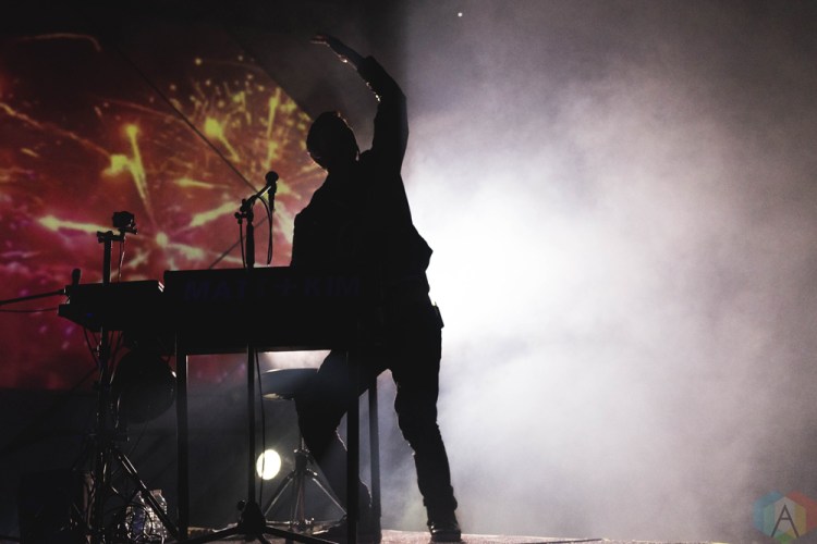 CHICAGO, IL - APRIL 17: Matt And Kim performs at Riviera Theatre in Chicago on April 17, 2018. (Photo: Katie Kuropas/Aesthetic Magazine)