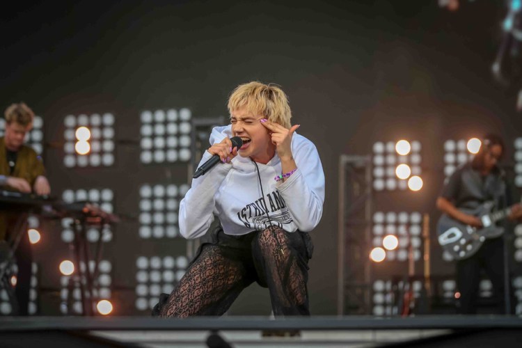 INDIO, CA - APRIL 21: Mo performs at Coachella at Empire Polo Club in Indio, California on April 21, 2018. (Photo: Mark Ostrom)