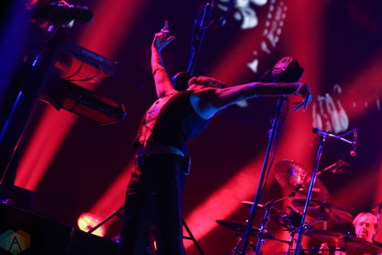 ANAHEIM, CA - MAY 22: Depeche Mode performs at Honda Center in Anaheim, California on May 22, 2018. (Photo: Melanie Escombe/Aesthetic Magazine)