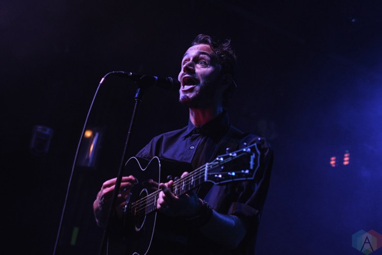 NEW YORK, NY - MAY 15: Editors performs at Irving Plaza in New York City on May 15, 2018. (Photo: Al Mannarino/Aesthetic Magazine)