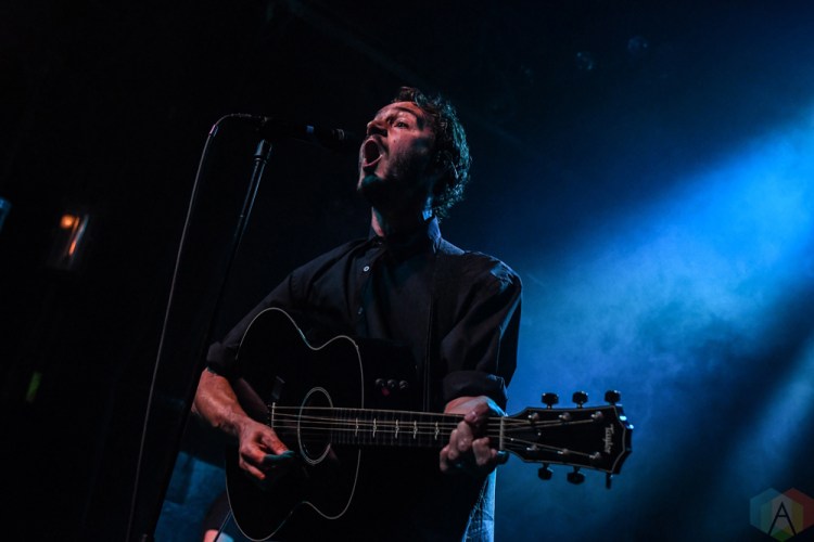 NEW YORK, NY - MAY 15: Editors performs at Irving Plaza in New York City on May 15, 2018. (Photo: Al Mannarino/Aesthetic Magazine)