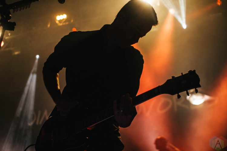 CHICAGO, IL - MAY 08: Jimmy Eat World performs at Riviera Theatre in Chicago on May 08, 2018. (Photo: Kris Cortes/Aesthetic Magazine)