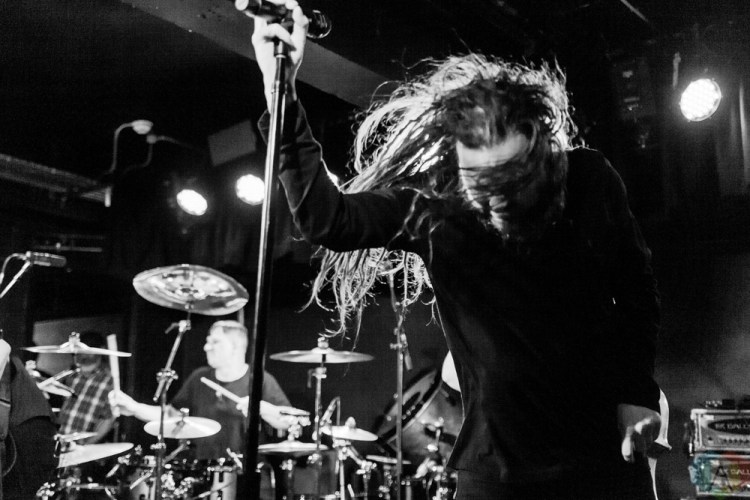 MANCHESTER, UK - JUNE 06: Jonathan Davis performs at Manchester Club Academy in Manchester, UK on June 06, 2018. (Photo: Priti Shikotra/Aesthetic Magazine)