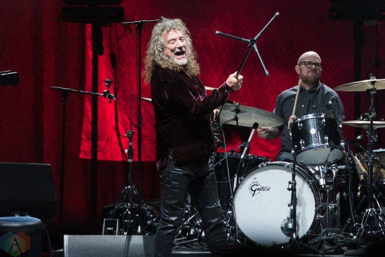 TORONTO, ON - JUNE 15: Robert Plant performs at Budweiser Stage in Toronto on June 15, 2018. (Photo: Jaime Espinoza/Aesthetic Magazine)
