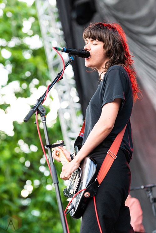 CHICAGO, IL - JULY 20: Courtney Barnett performs at Pitchfork Music Festival in Chicago on July 20, 2018. (Photo: Katie Kuropas/Aesthetic Magazine)
