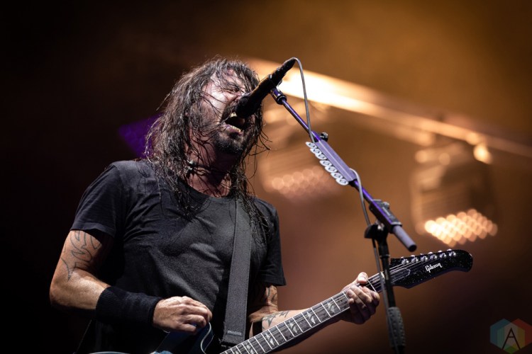 TORONTO, ON - JULY 12: Dave Grohl of Foo Fighters performs at Rogers Centre in Toronto on July 12, 2018. (Photo: Brendan Albert/Aesthetic Magazine)