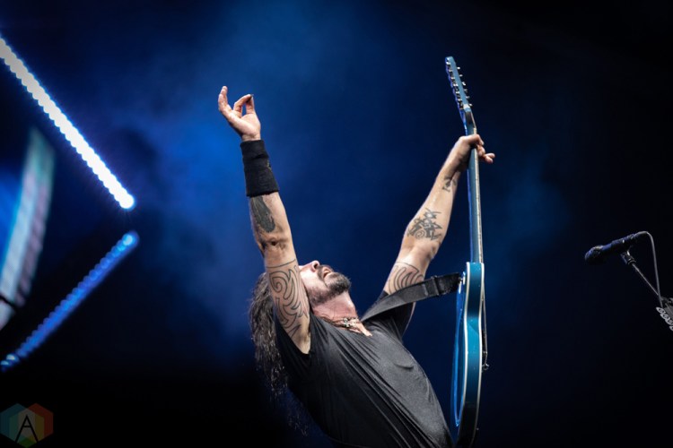 TORONTO, ON - JULY 12: Dave Grohl of Foo Fighters performs at Rogers Centre in Toronto on July 12, 2018. (Photo: Brendan Albert/Aesthetic Magazine)