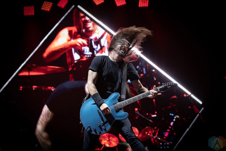TORONTO, ON - JULY 12: Dave Grohl of Foo Fighters performs at Rogers Centre in Toronto on July 12, 2018. (Photo: Brendan Albert/Aesthetic Magazine)