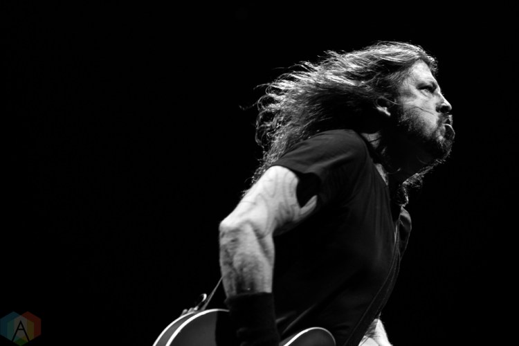TORONTO, ON - JULY 12: Dave Grohl of Foo Fighters performs at Rogers Centre in Toronto on July 12, 2018. (Photo: Brendan Albert/Aesthetic Magazine)