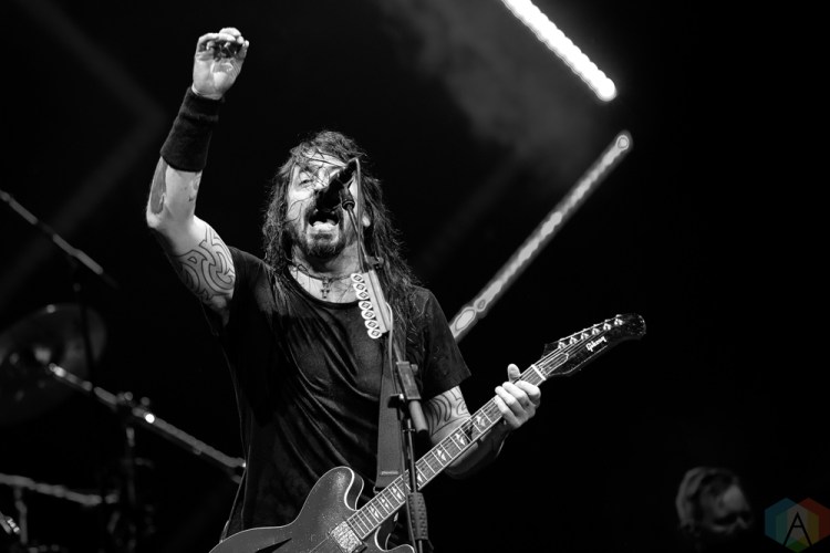 TORONTO, ON - JULY 12: Dave Grohl of Foo Fighters performs at Rogers Centre in Toronto on July 12, 2018. (Photo: Brendan Albert/Aesthetic Magazine)