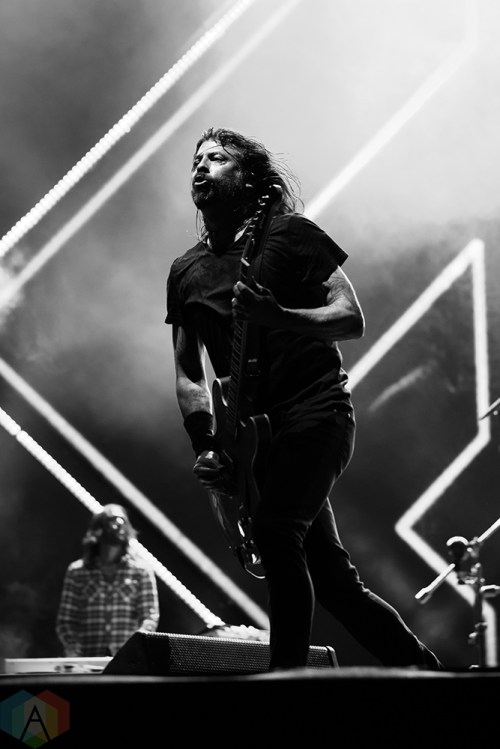TORONTO, ON - JULY 12: Dave Grohl of Foo Fighters performs at Rogers Centre in Toronto on July 12, 2018. (Photo: Brendan Albert/Aesthetic Magazine)